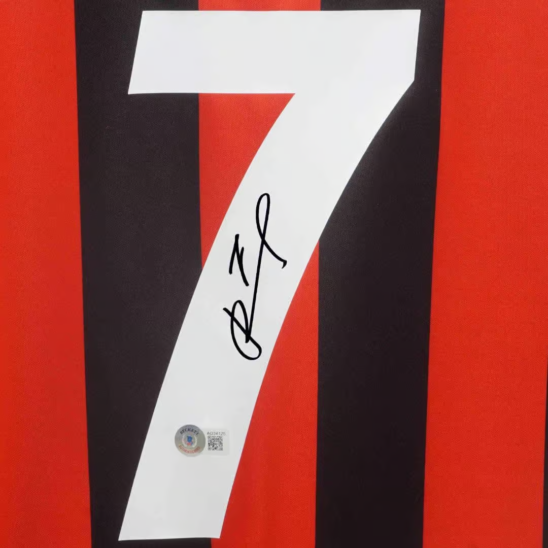Andriy Shevchenko Signed AC Milan Home Soccer Jersey #7 with Beckett COA